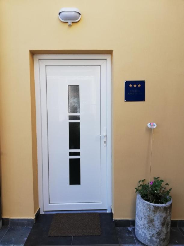 Appartamento Studio apartman Fleiss Samobor Esterno foto